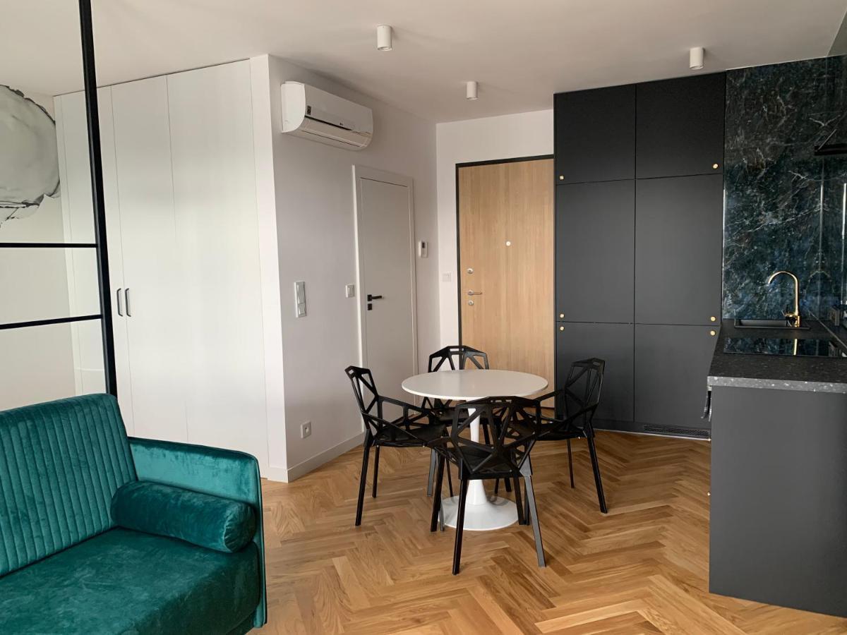 Apartamenty Wola Goleszowska Varsovia Exterior foto